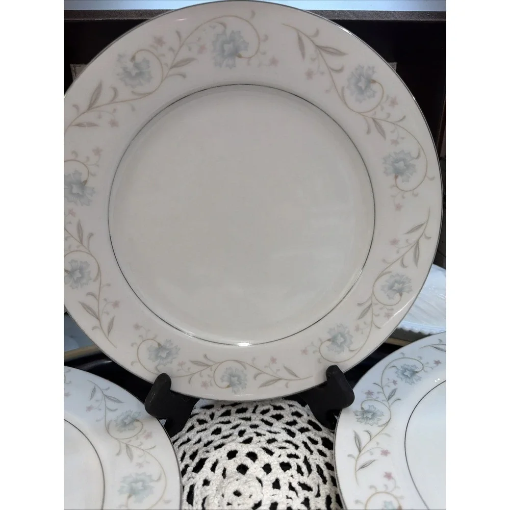 Set of 7 Vintage Fine China of Japan 